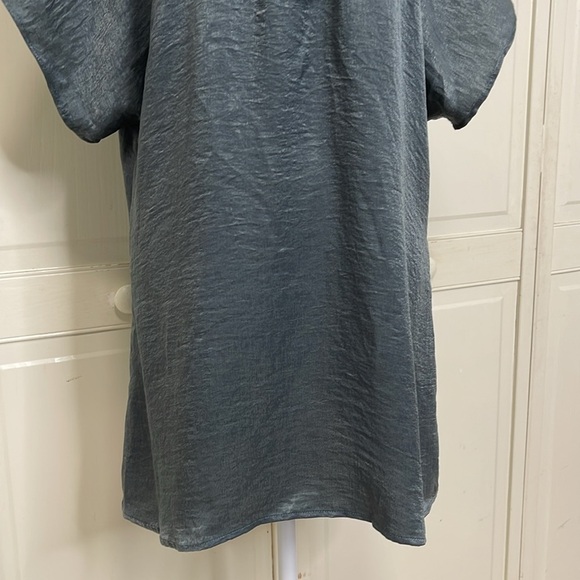 Show me your MuMu Womens Grey Mae Mu Tunic V-Neck Short Sleeve Top Size Large - Picture 3 of 10